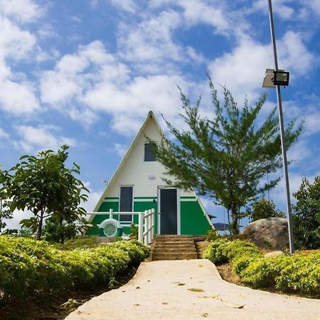 Durian Ecolodge Тампин Экстерьер фото
