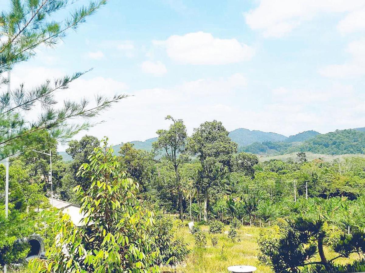 Durian Ecolodge Тампин Экстерьер фото